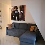 Biker - Victoria Residence By Oneapartments
